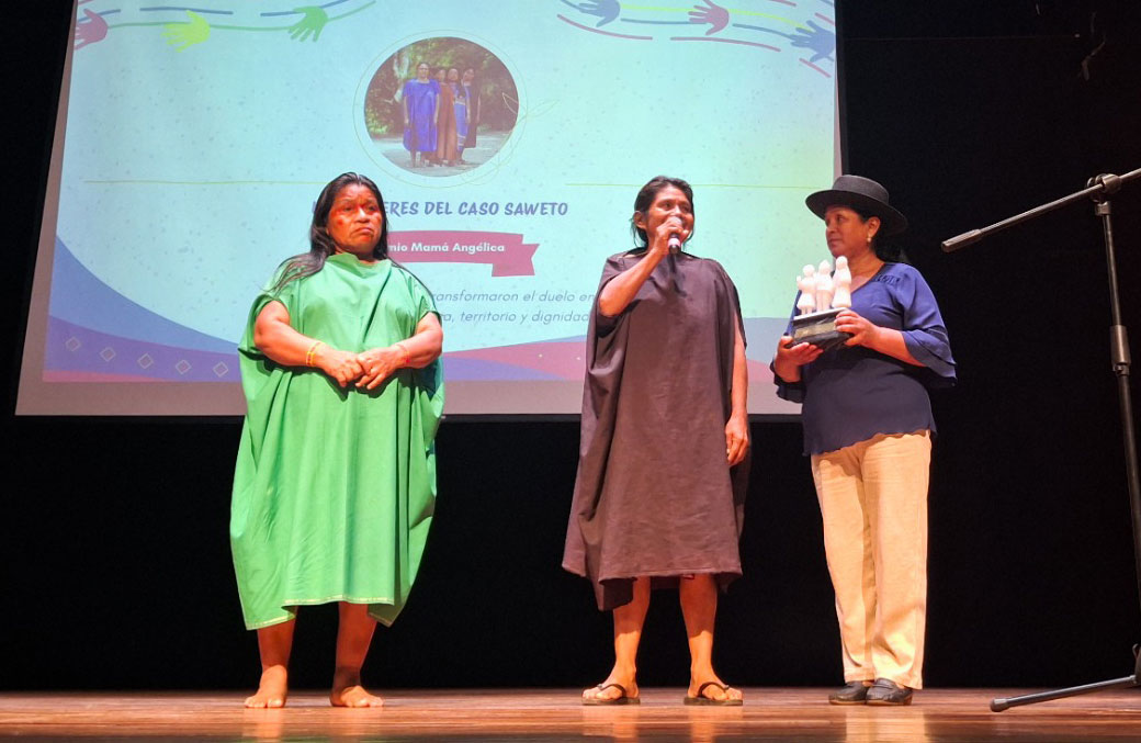 Premian a las viudas de Saweto por su perseverancia y coraje para encontrar justicia