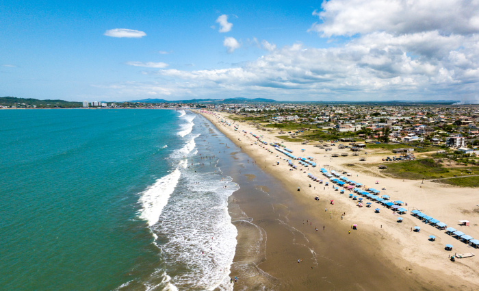 Villamil Playas, balneario donde se intentó construir un muelle en 2020. Foto: Michael Müller